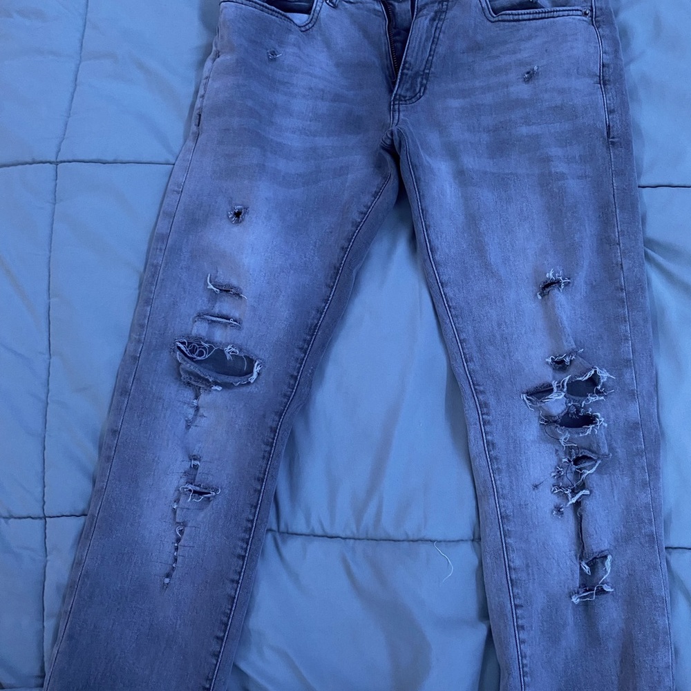 New Light Gray Ripped Jeans